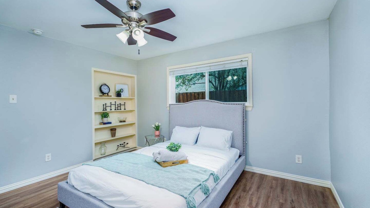 Photo of Bedroom in Old East Dallas