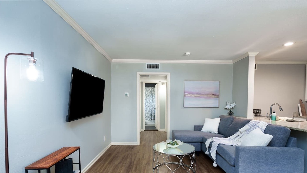 Photo of Livingroom in Old East Dallas