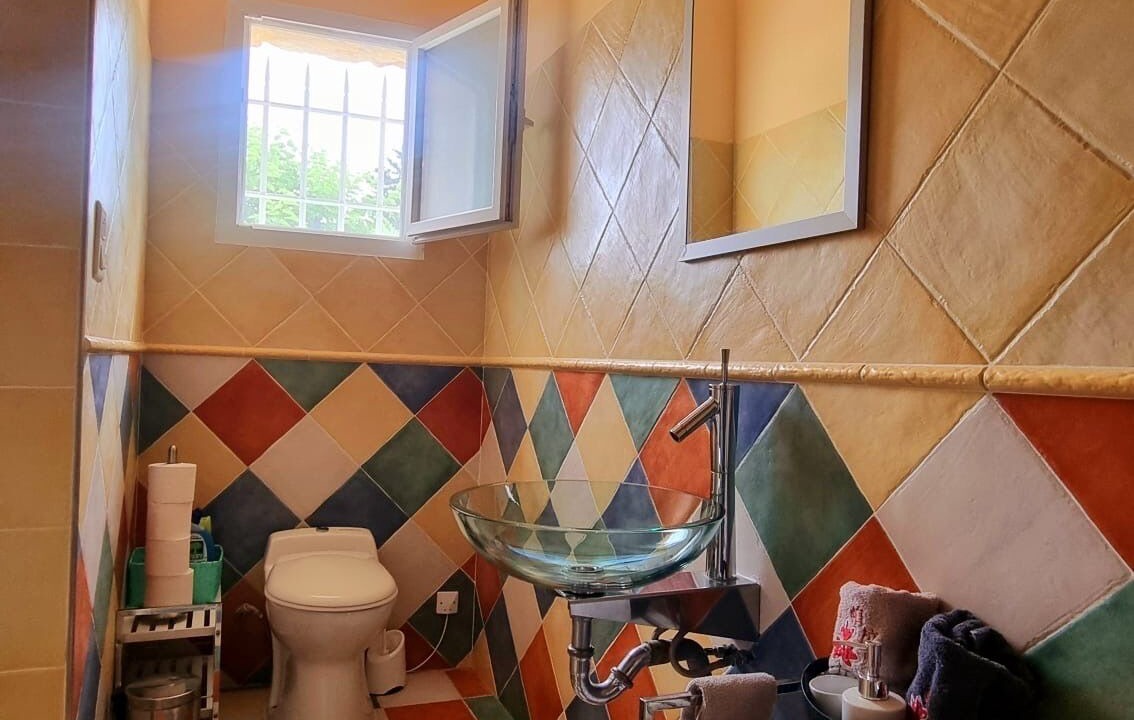 Photo of Bathroom in Boisset-et-Gaujac