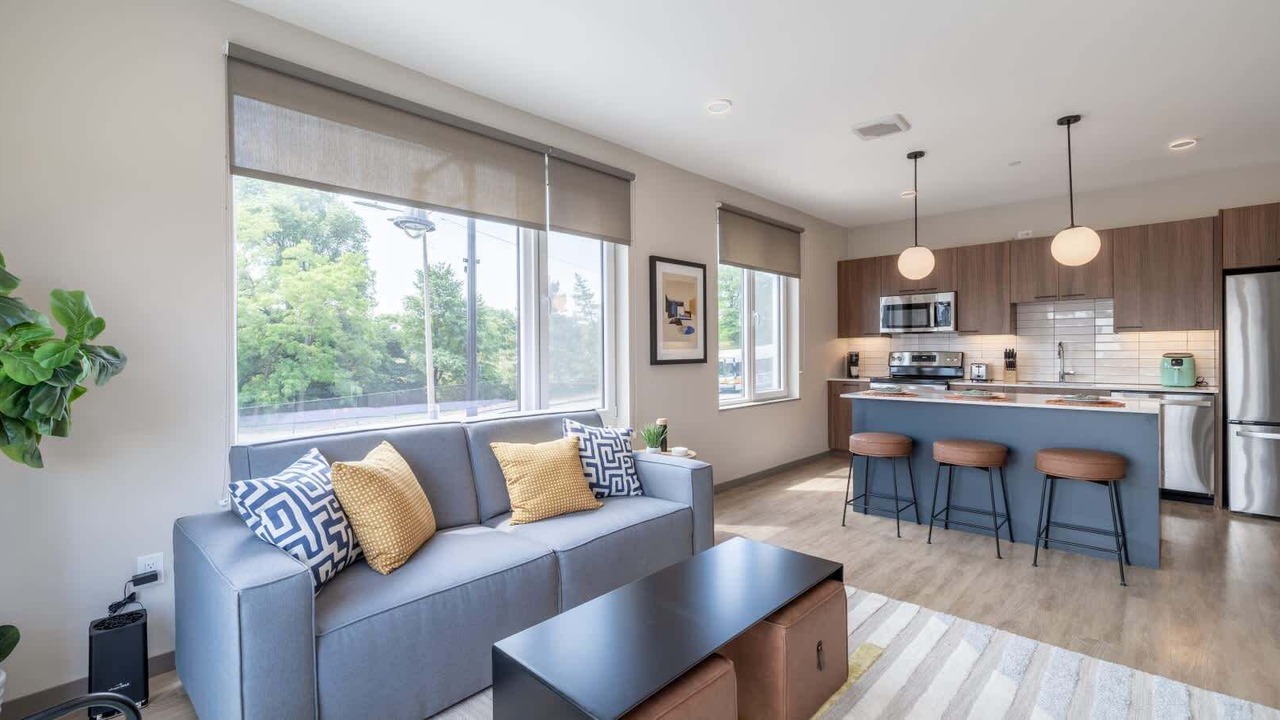 Photo of Livingroom in Allston
