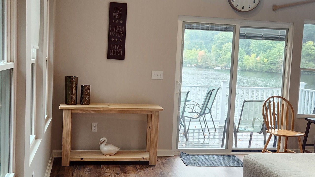 Photo of Livingroom in Weare
