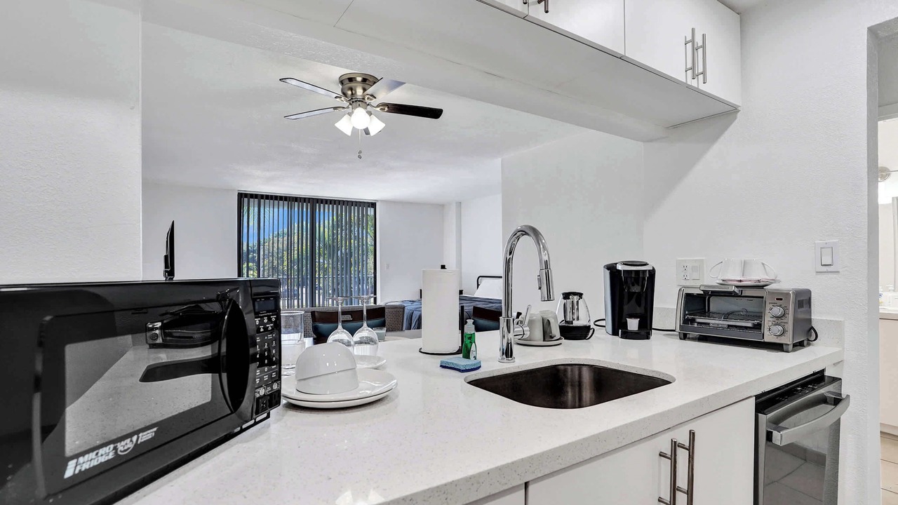 Photo of Kitchen in Golden Glades