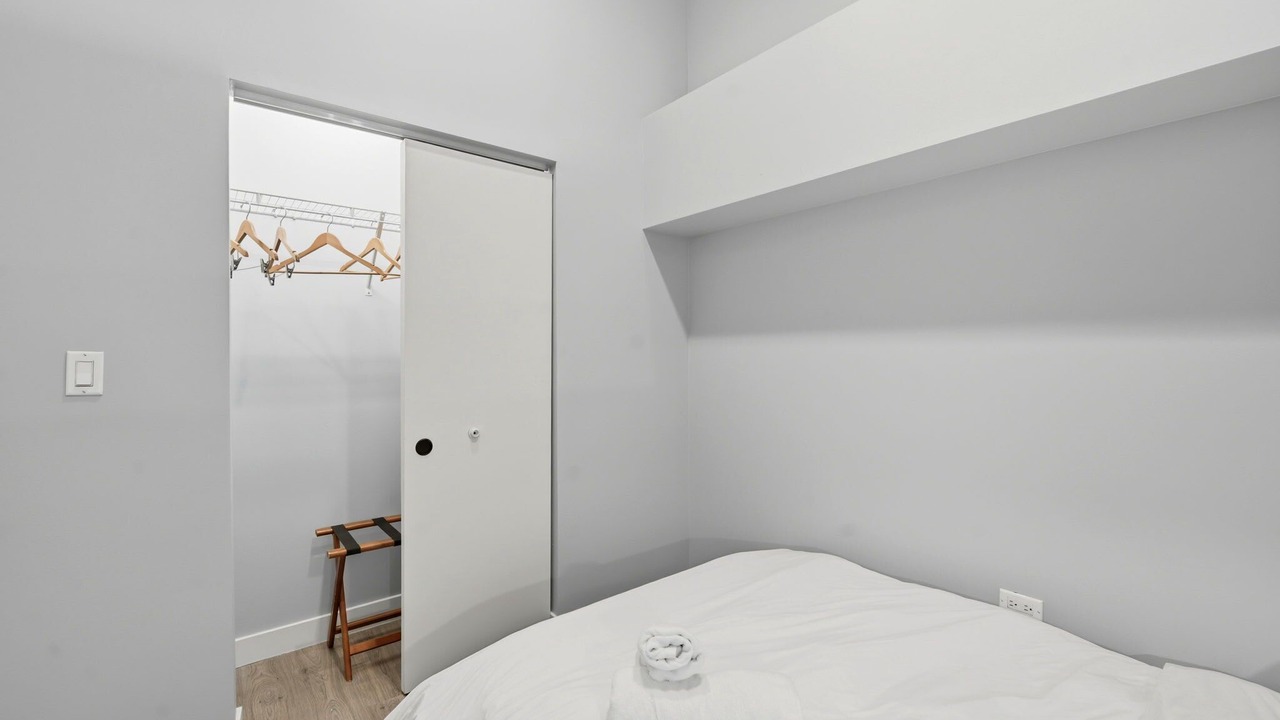 Photo of Bedroom in The Loop