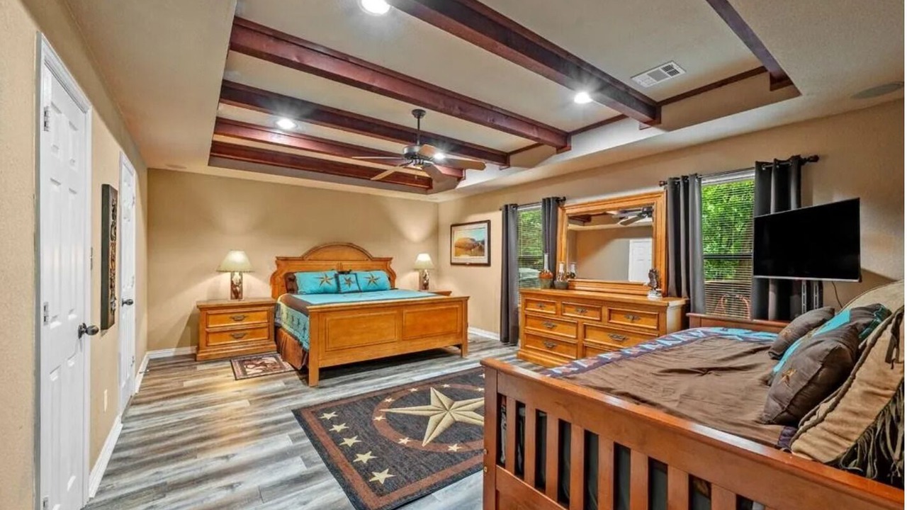 Photo of Bedroom in Pottsboro