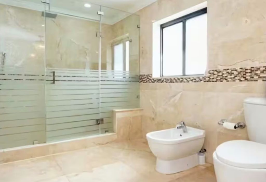 Photo of Bathroom in Palmetto Bay