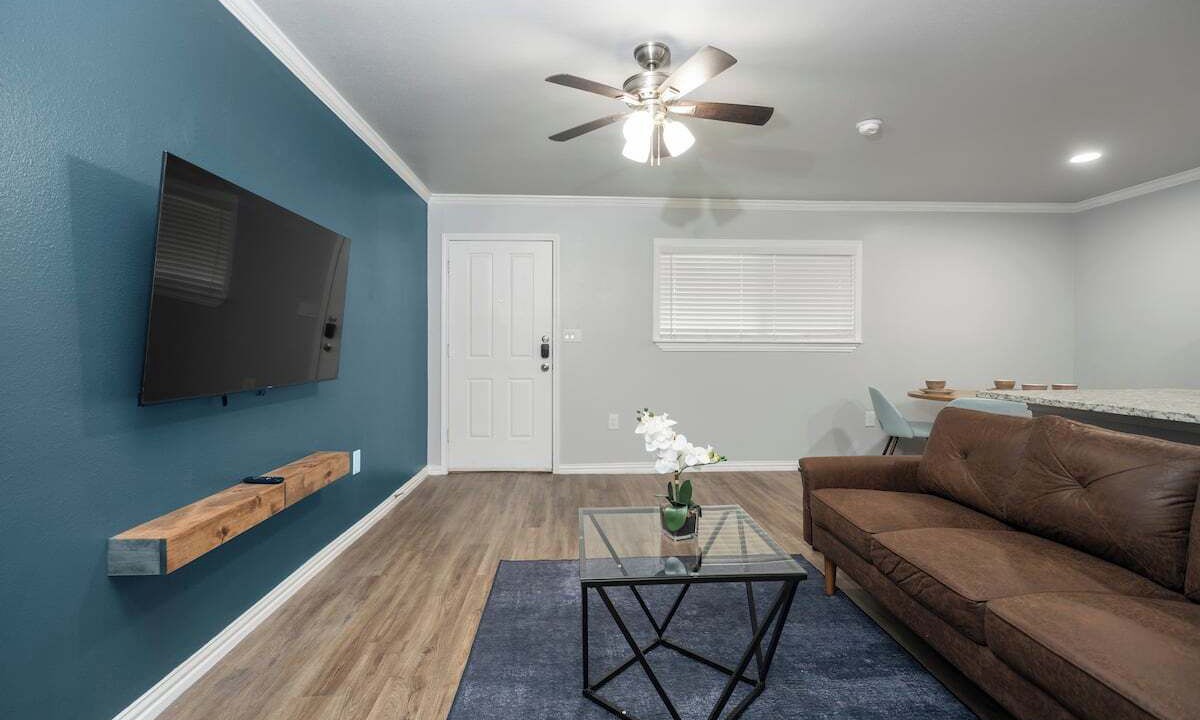 Photo of Livingroom in Old East Dallas