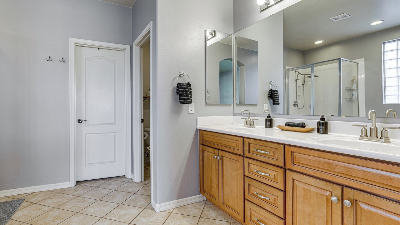 Photo of Bathroom in Copper Leaf