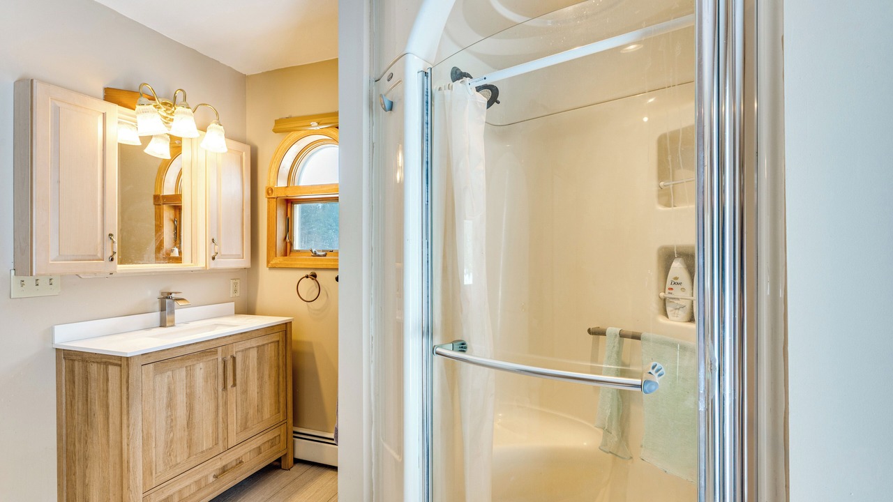 Photo of Bathroom in Thornton