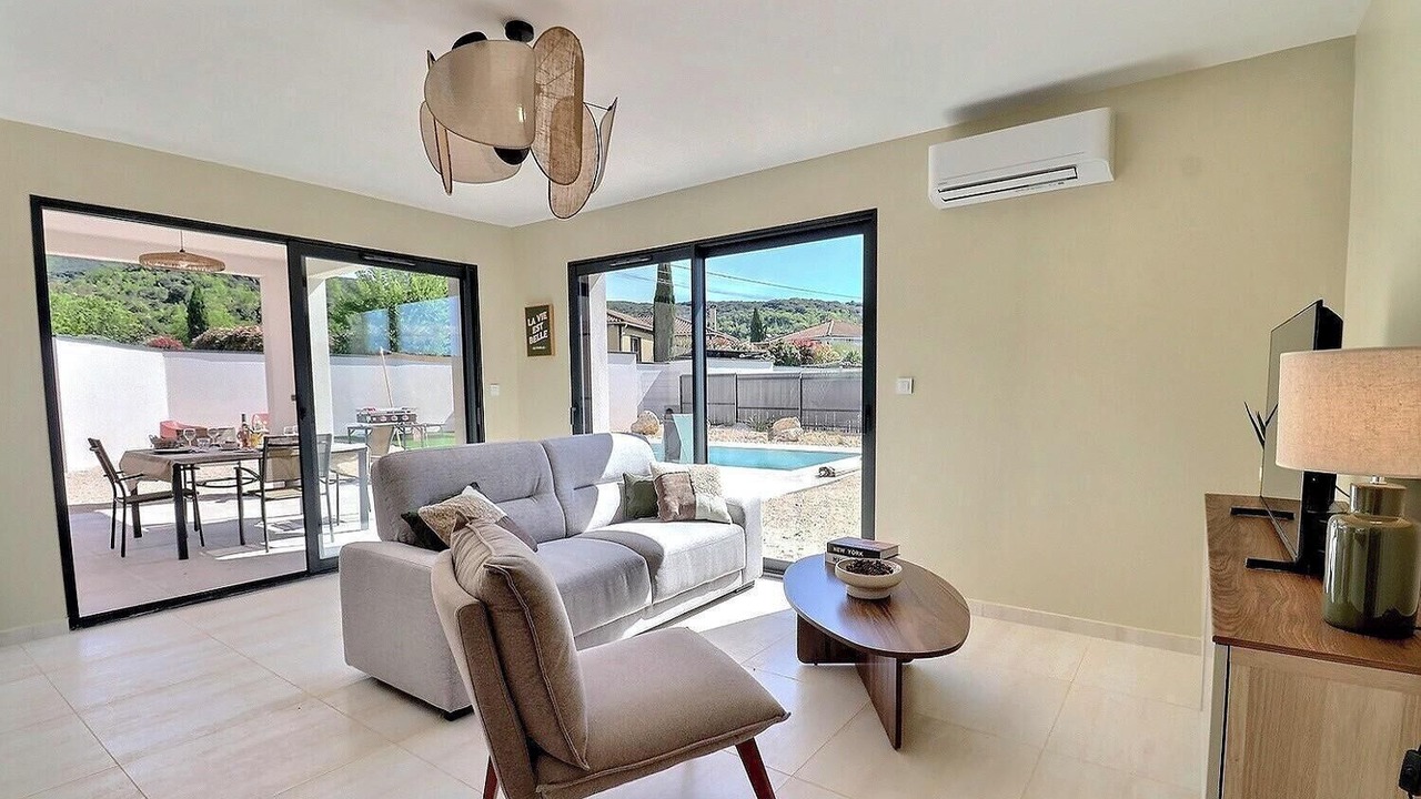 Photo of Livingroom in Grospierres