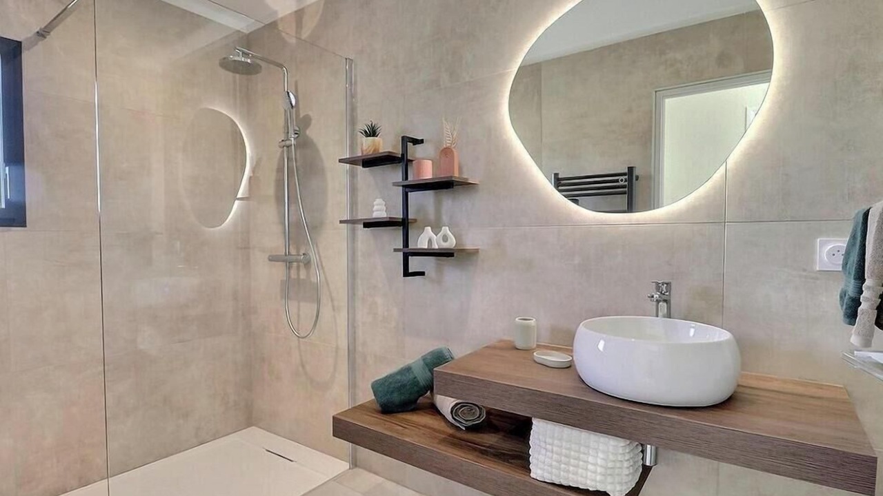 Photo of Bathroom in Grospierres