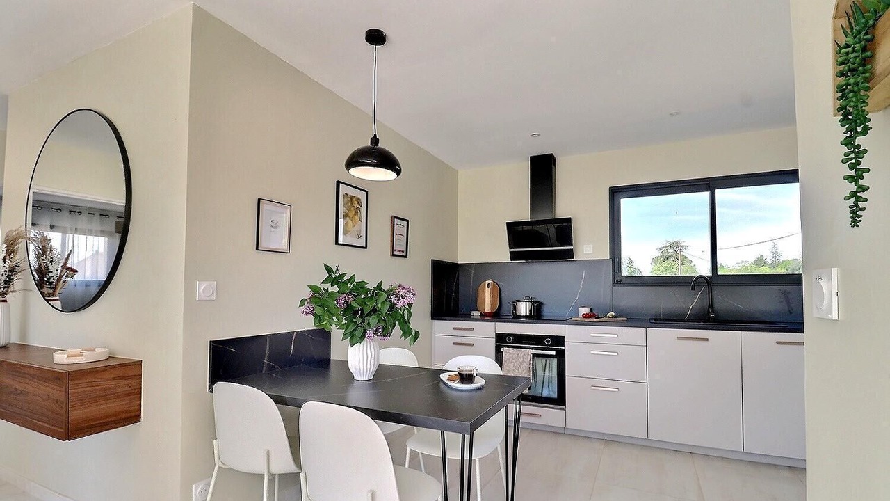 Photo of Kitchen in Grospierres