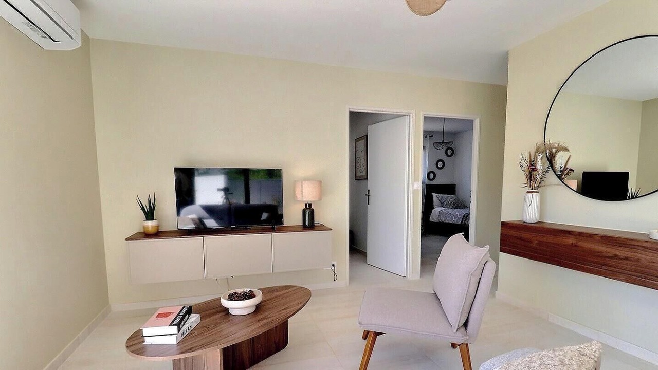 Photo of Livingroom in Grospierres