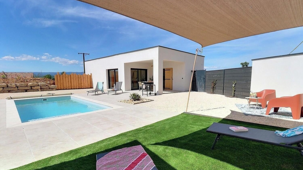Photo of Outdoor in Grospierres