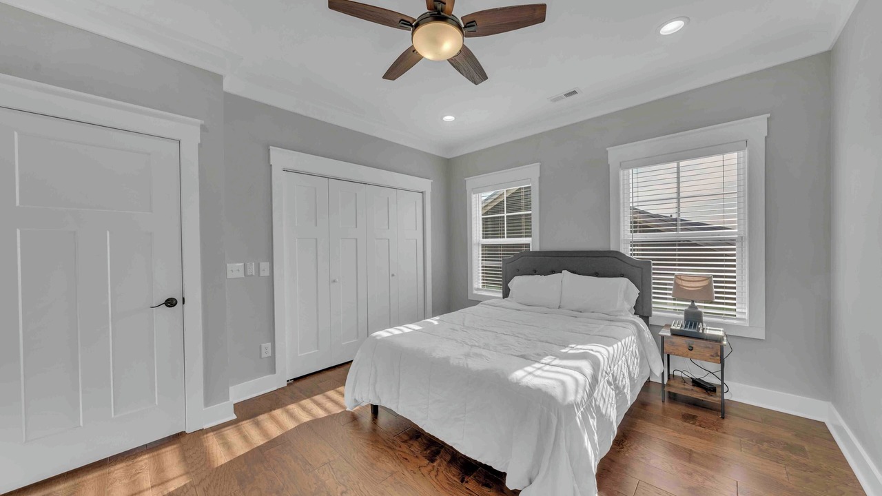 Photo of Bedroom in Guntersville