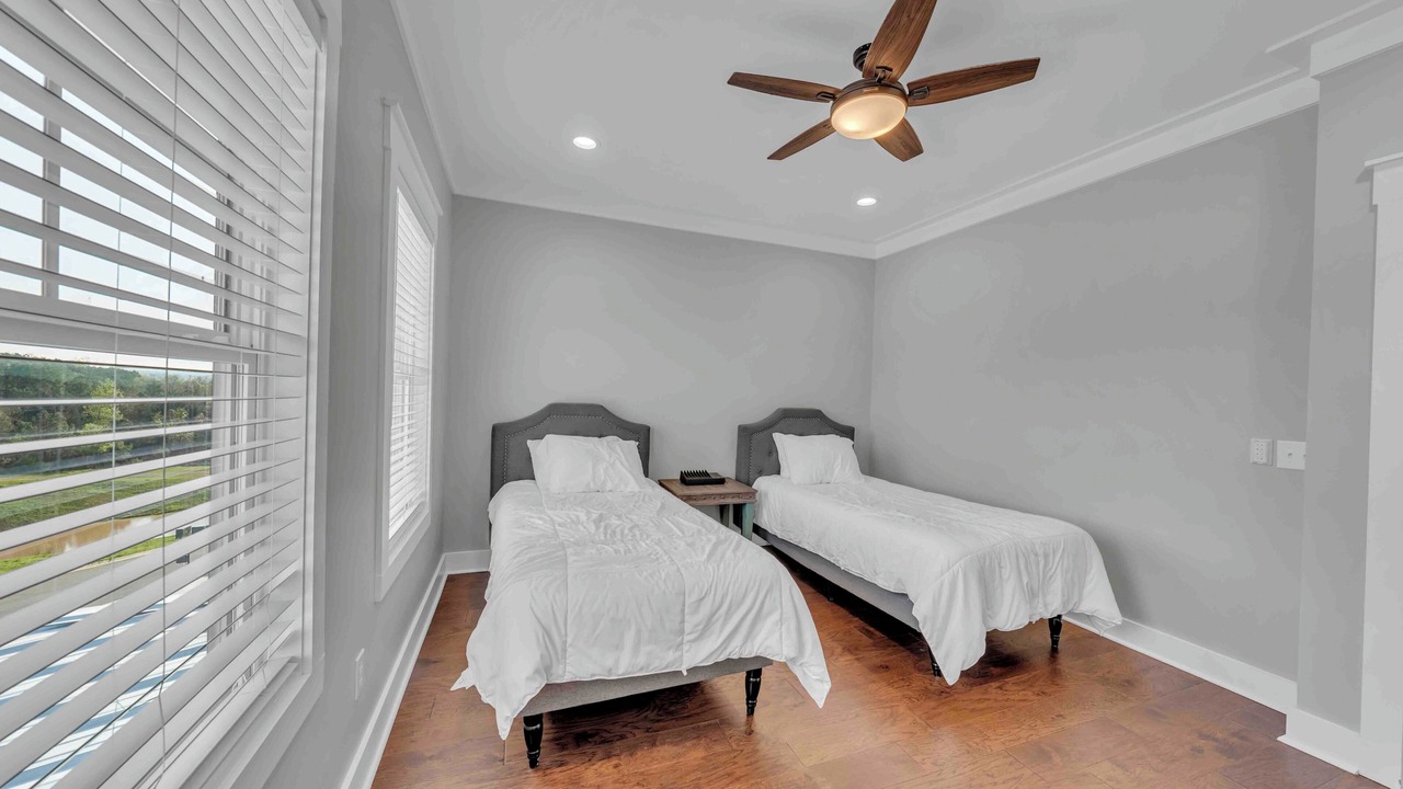 Photo of Bedroom in Guntersville