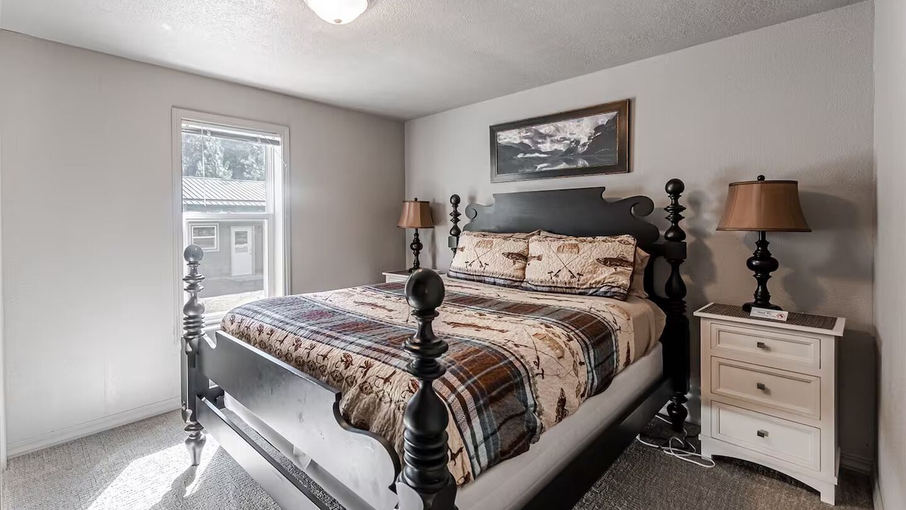 Photo of Bedroom in Riverbend