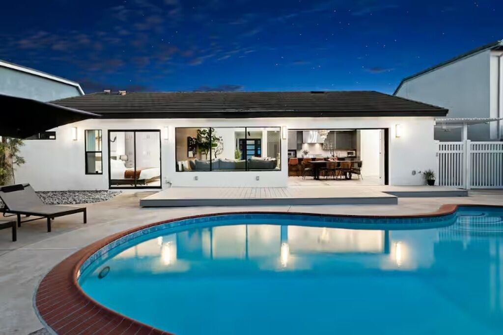 Photo of Outdoor in Fountain Valley