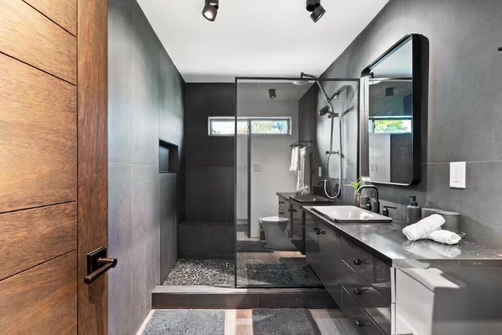 Photo of Bathroom in Fountain Valley