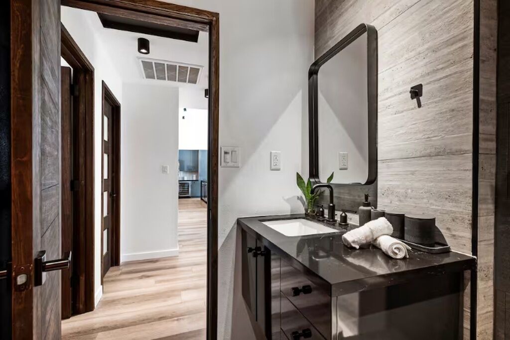 Photo of Bathroom in Fountain Valley