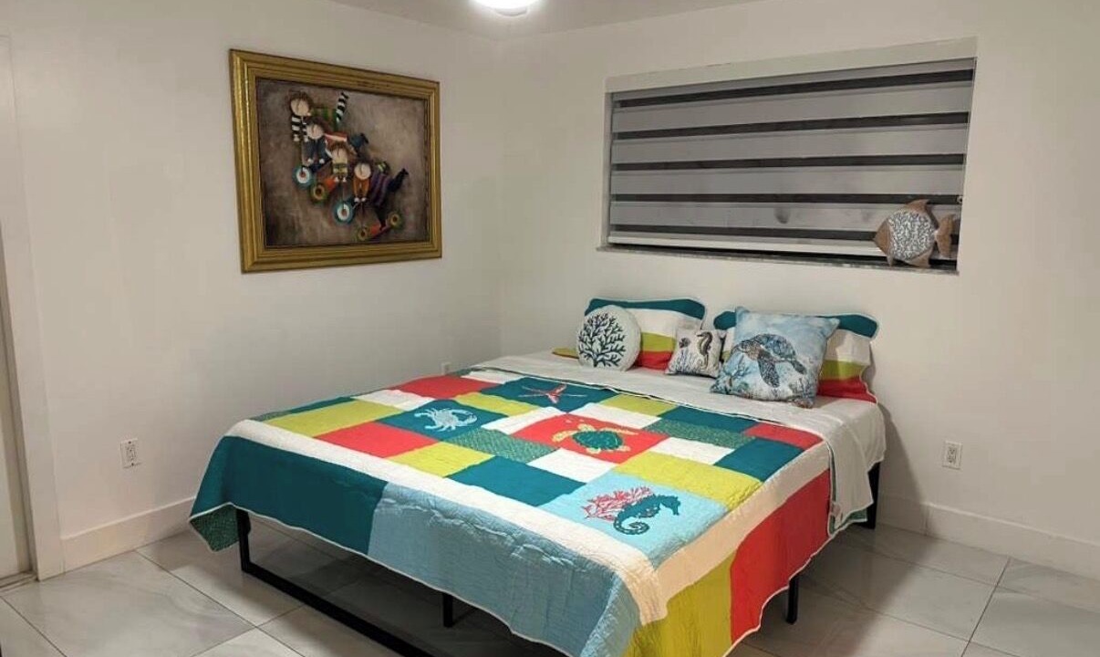 Photo of Bedroom in Ludlam