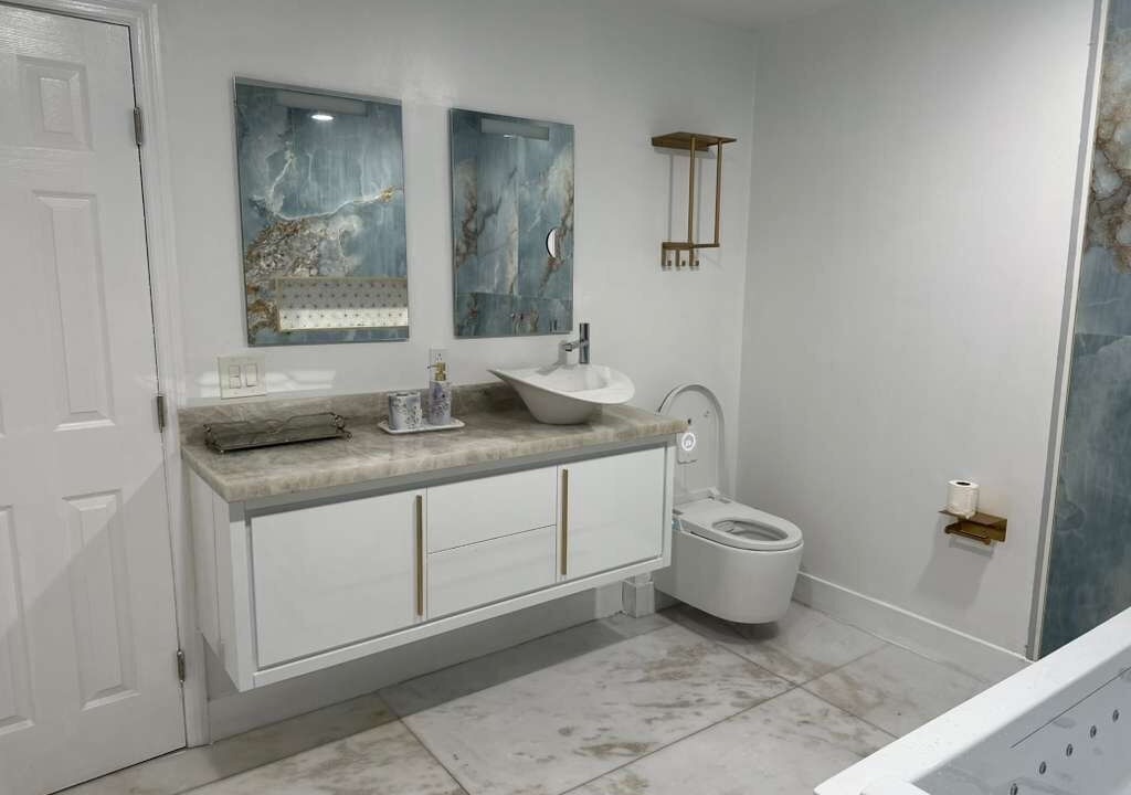 Photo of Bathroom in Ludlam
