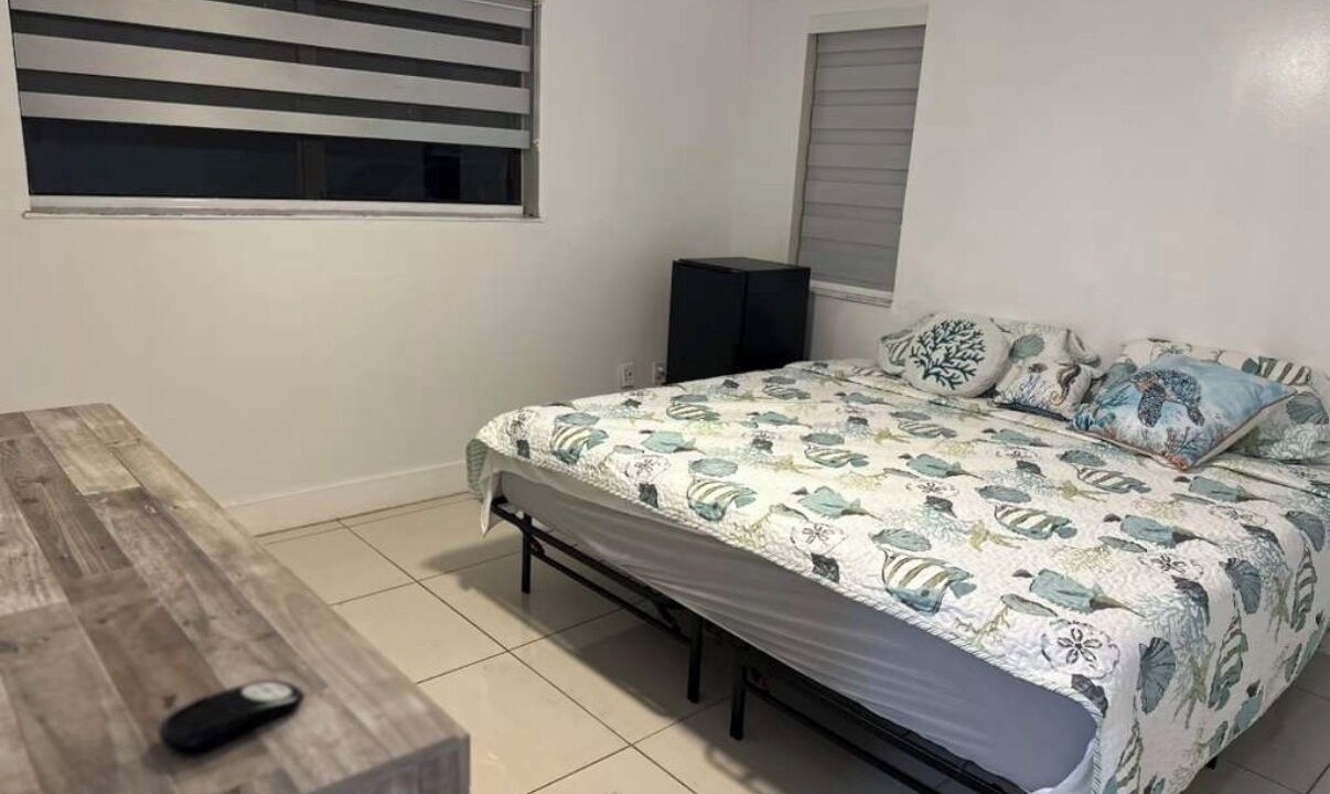 Photo of Bedroom in Ludlam