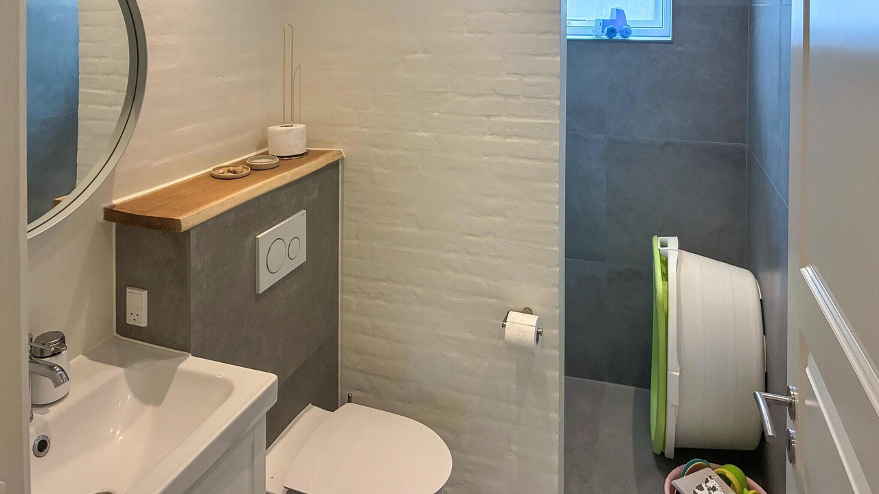 Photo of Bathroom in Beder Malling