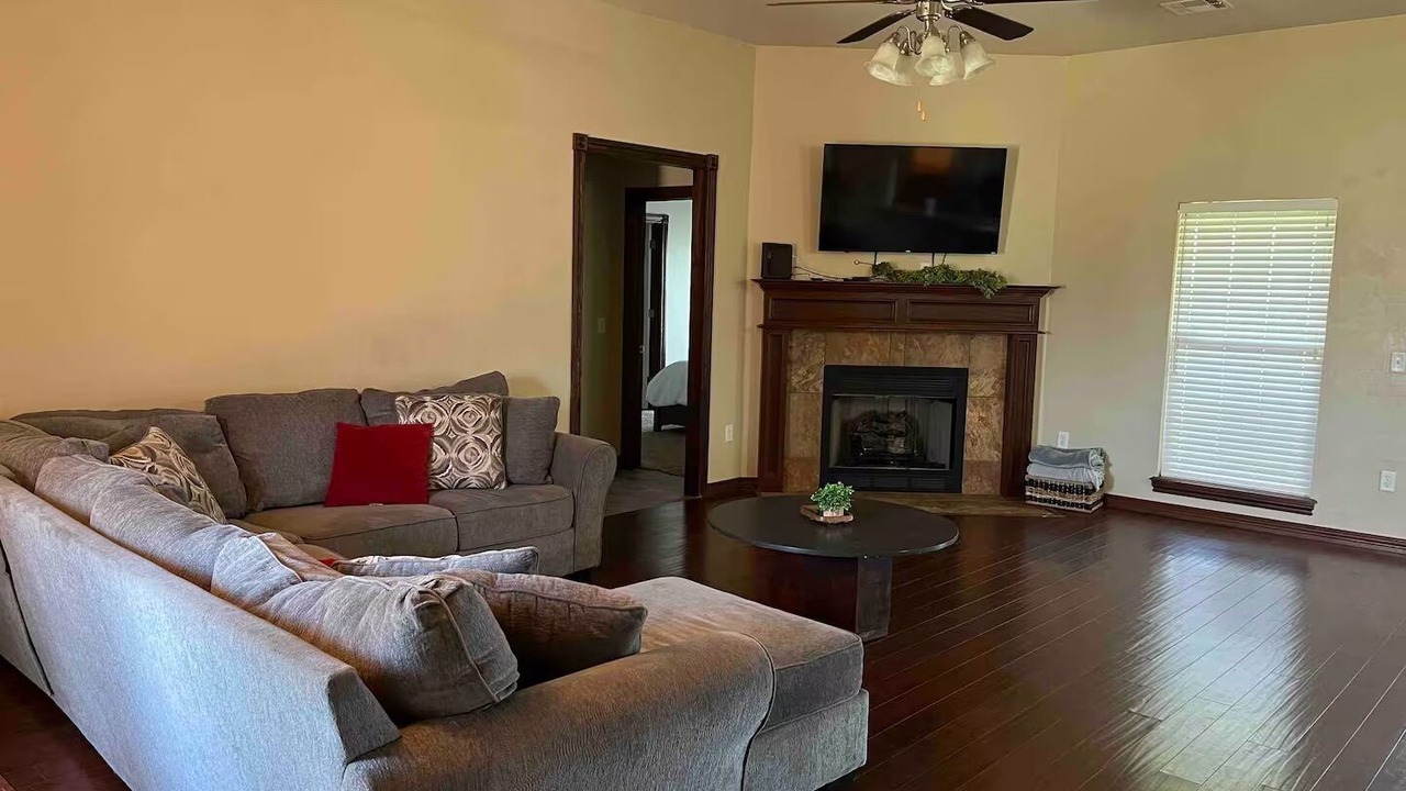 Photo of Livingroom in Lawton
