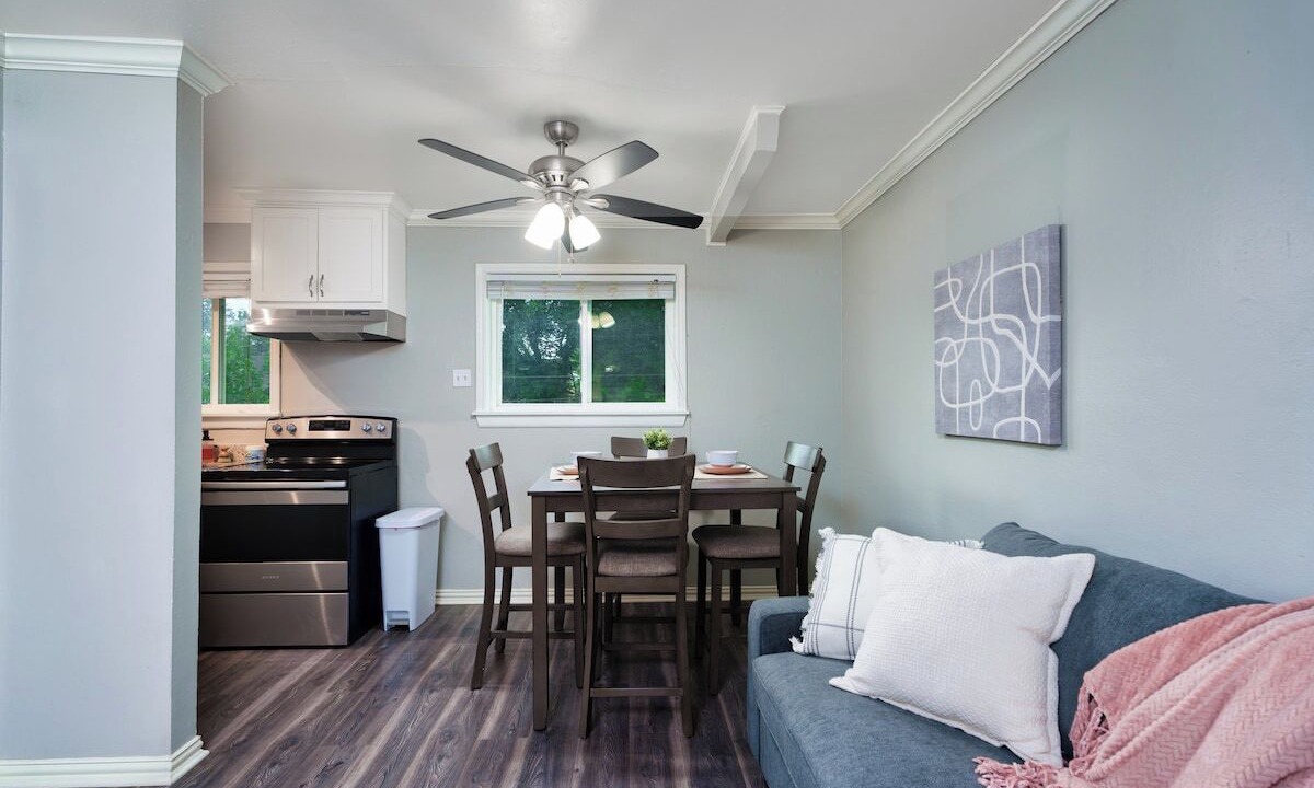 Photo of Livingroom in Old East Dallas