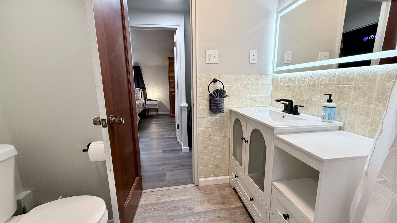 Photo of Bathroom in South Hills