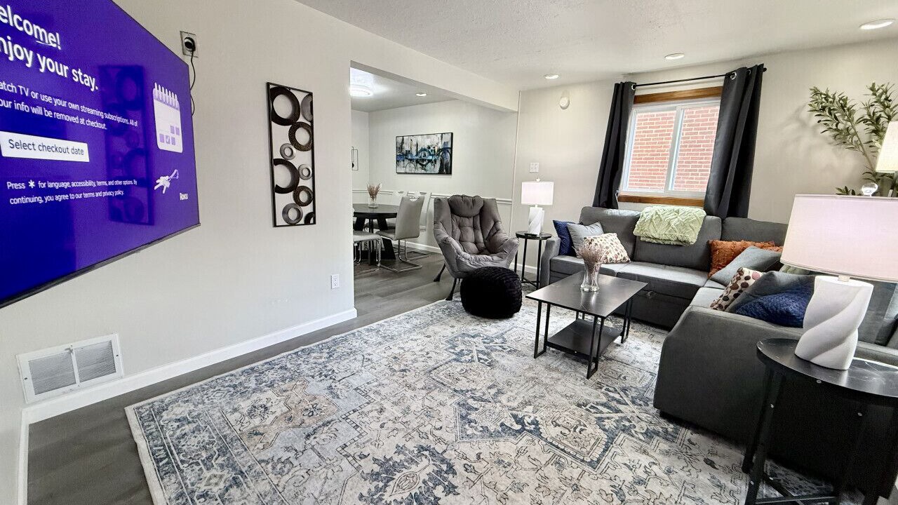 Photo of Livingroom in South Hills
