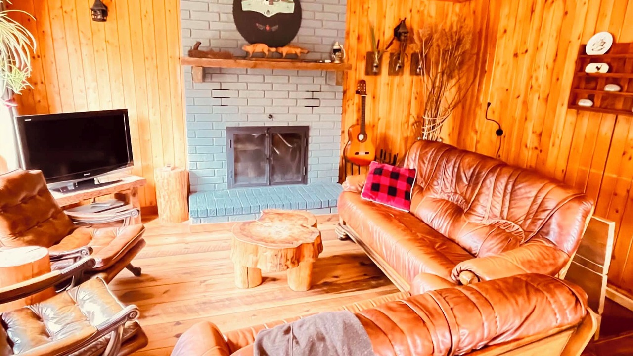 Photo of Livingroom in St-Adolphe-d'Howard