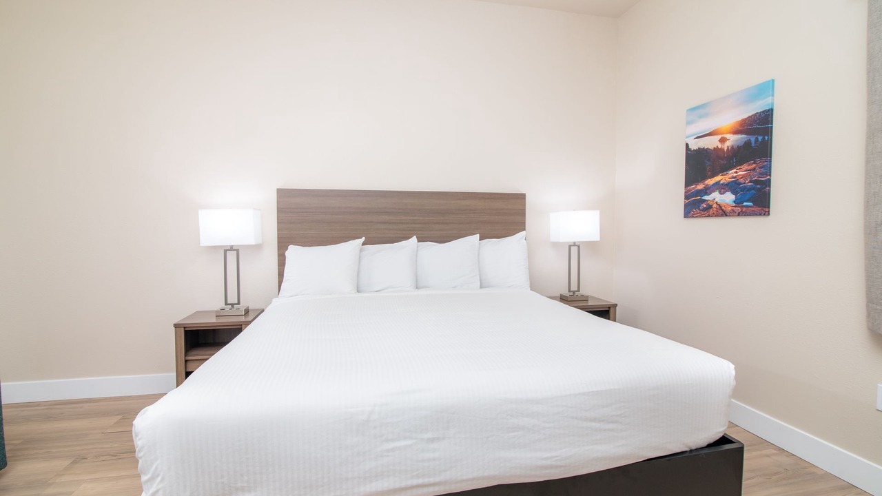 Photo of Bedroom in Apple Hill