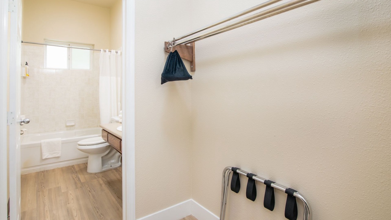 Photo of Bathroom in Apple Hill