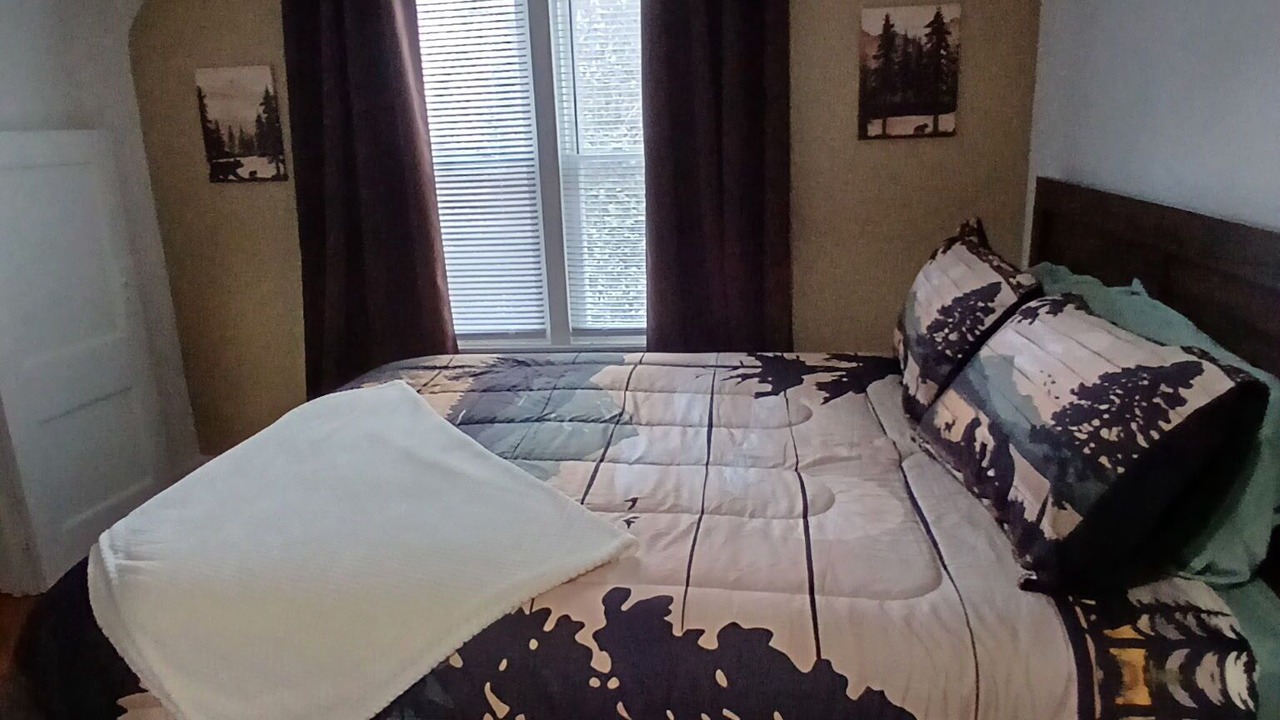 Photo of Bedroom in Plattsburgh