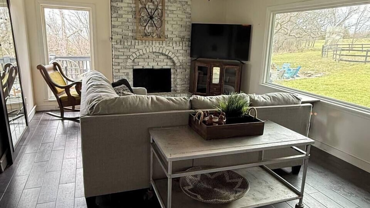 Photo of Livingroom in Shawnee