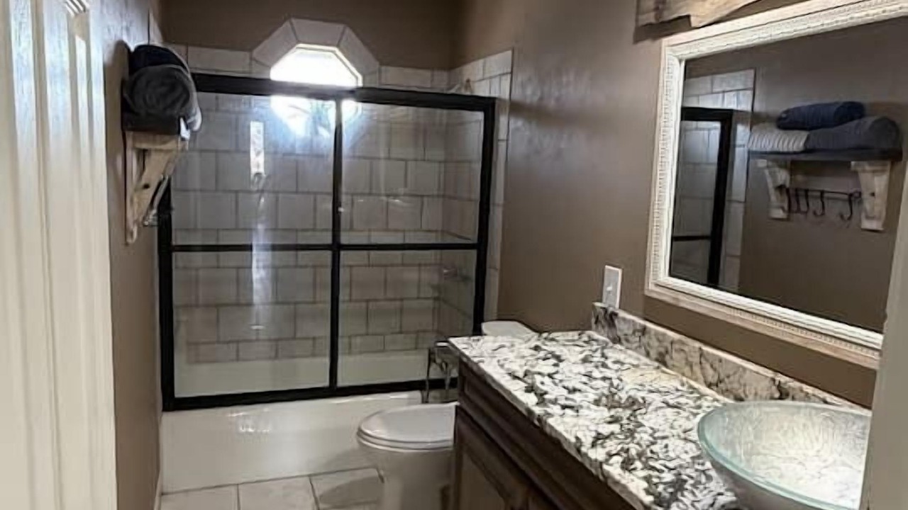 Photo of Bathroom in Shawnee