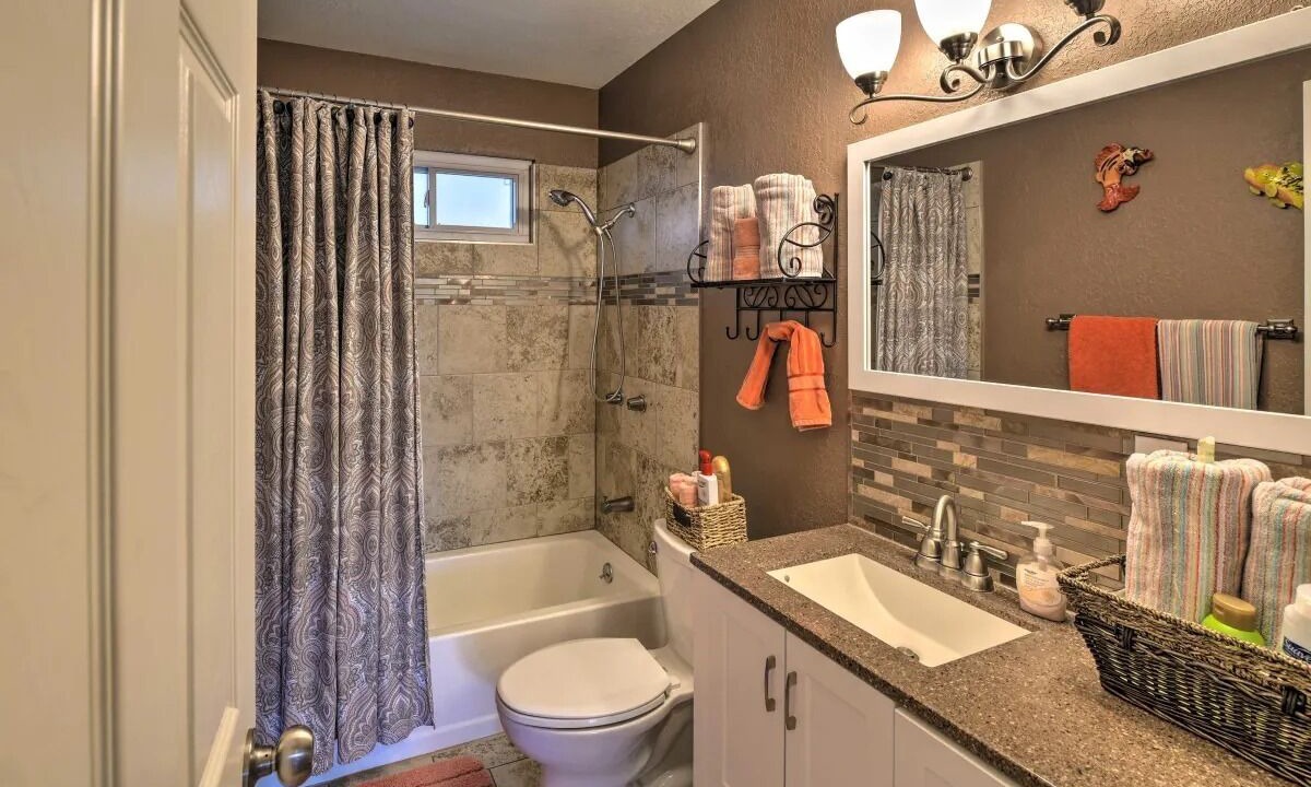 Photo of Bathroom in Sacramento