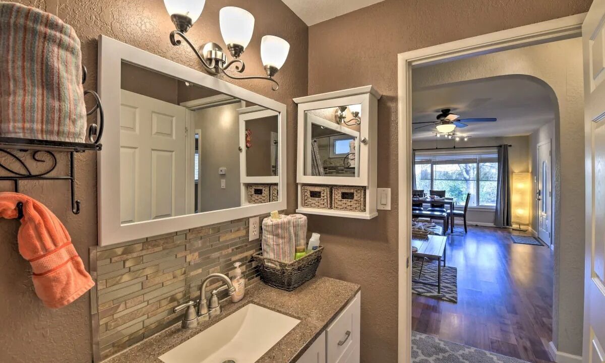 Photo of Bathroom in Sacramento