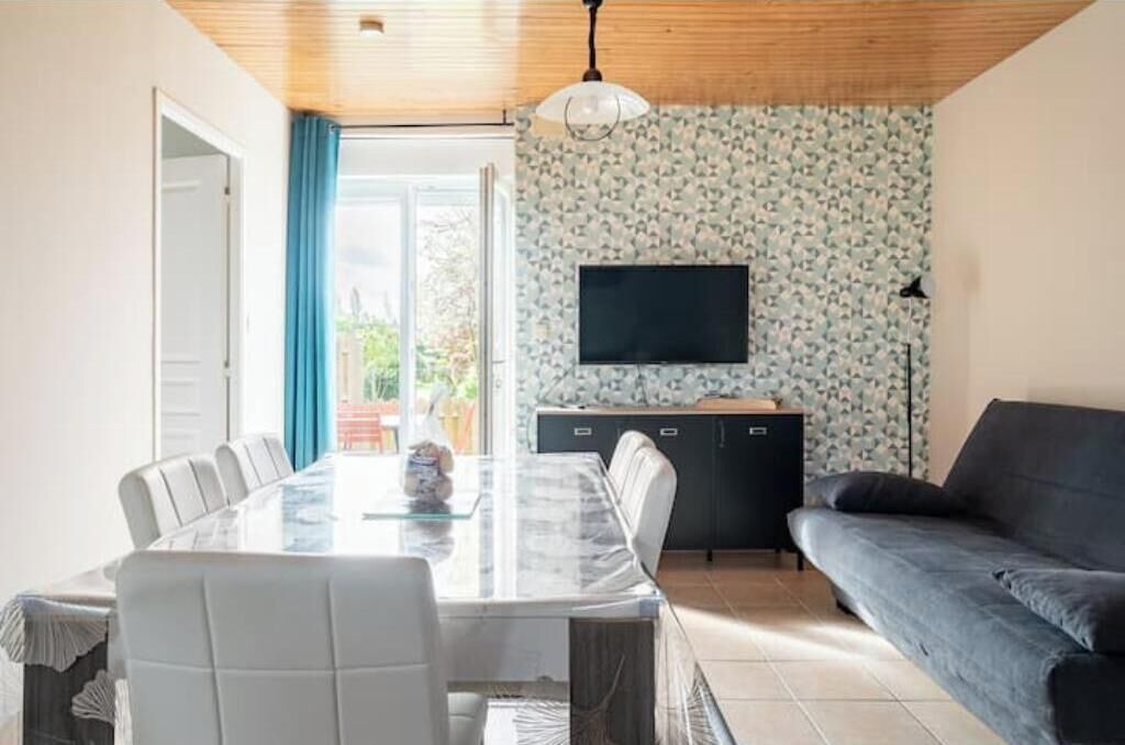 Photo of Livingroom in Le Tronchet