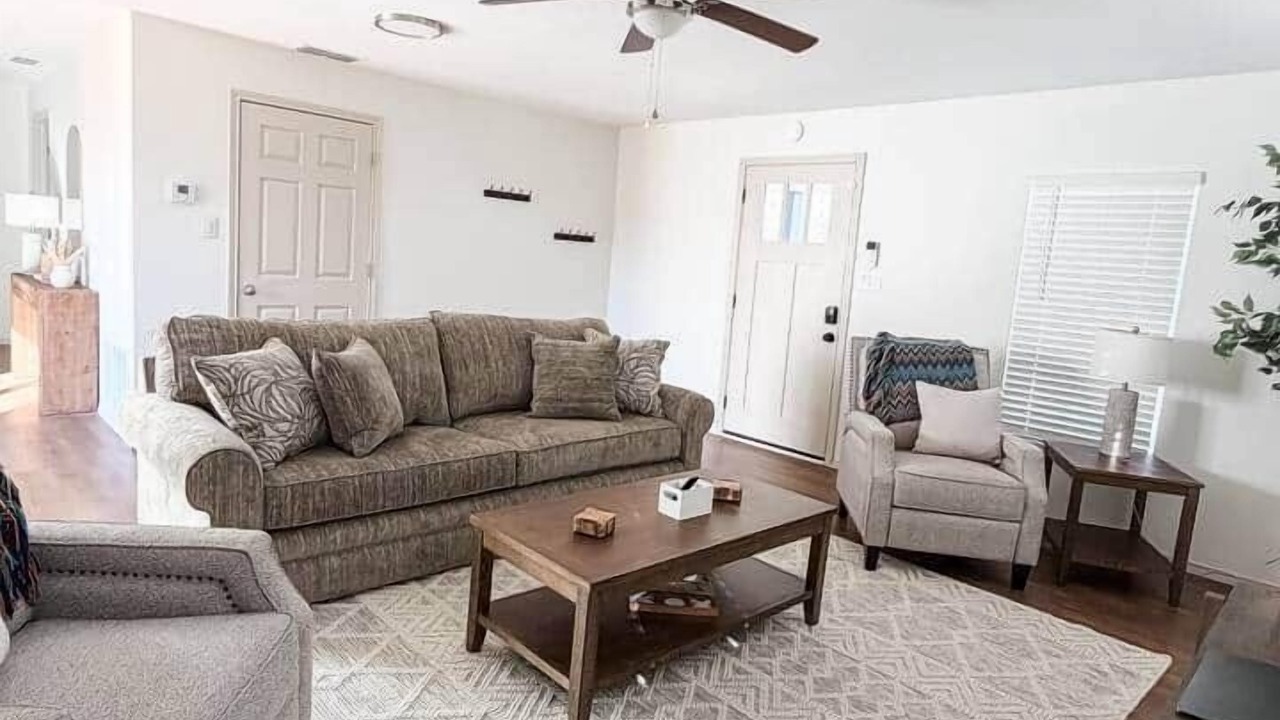 Photo of Livingroom in Knox City