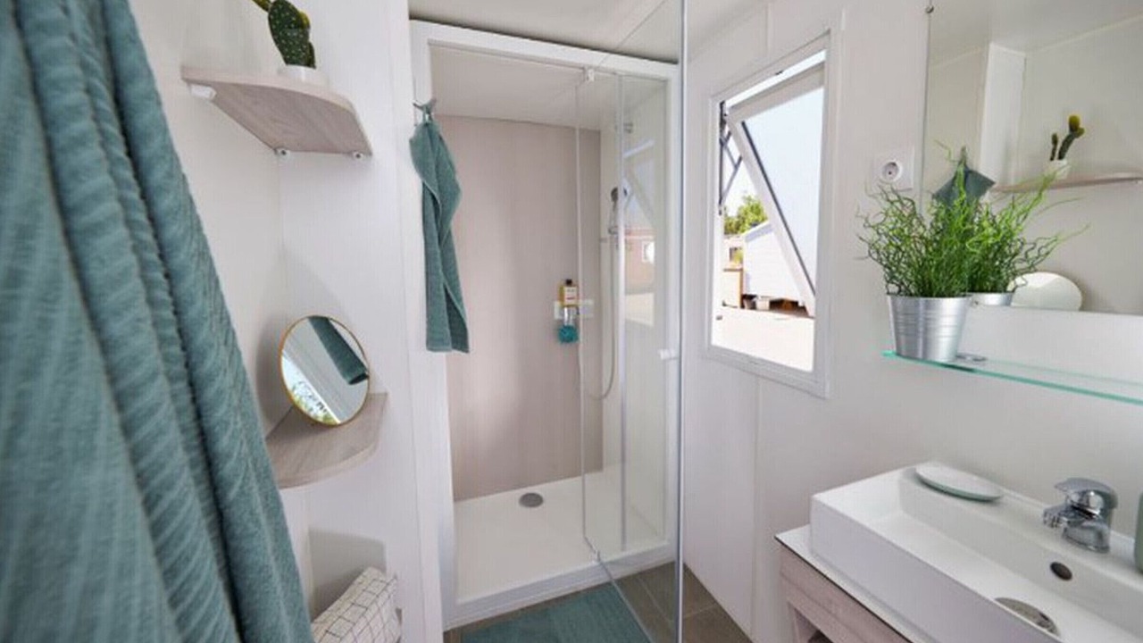 Photo of Bathroom in Anduze