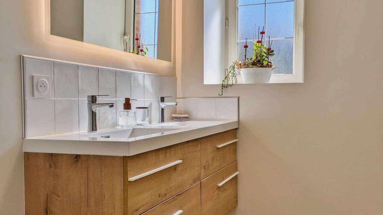 Photo of Bathroom in Bouchamps-les-Craon