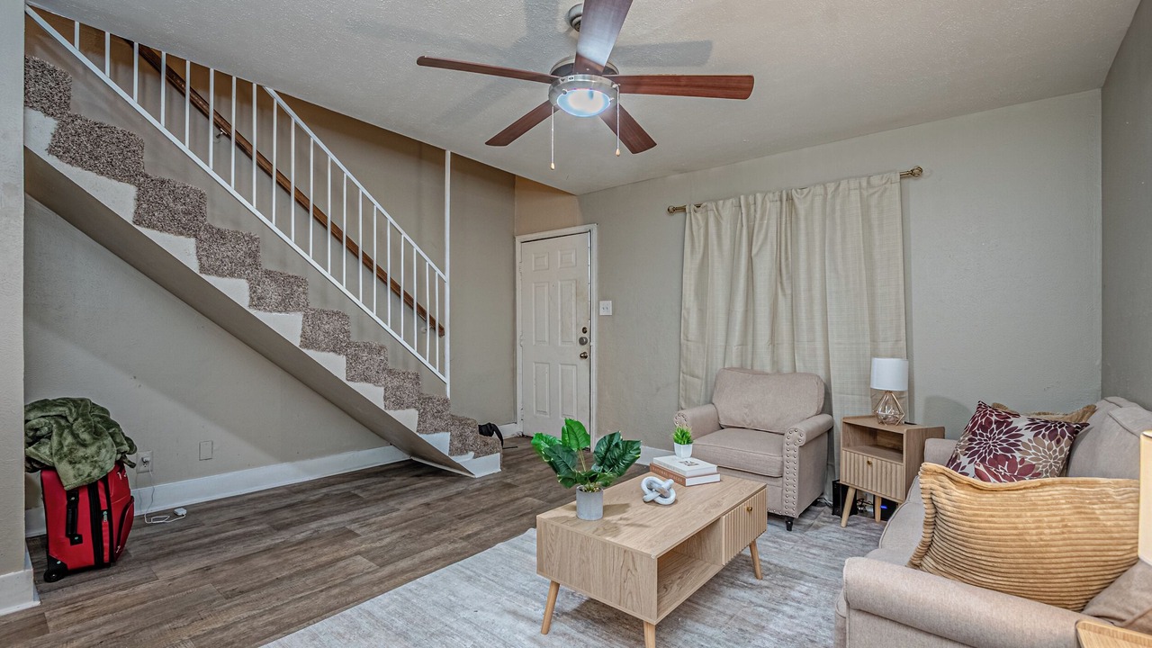 Photo of Livingroom in Denton