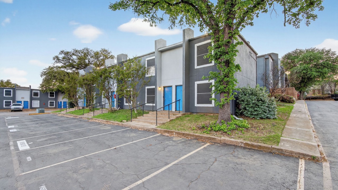 Photo of Outdoor in Denton