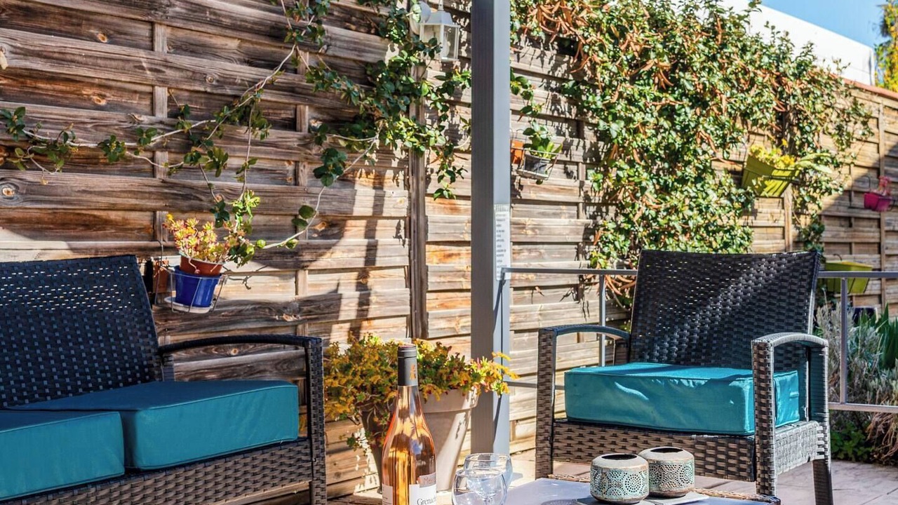 Photo of Patio Balcony in Villemolaque