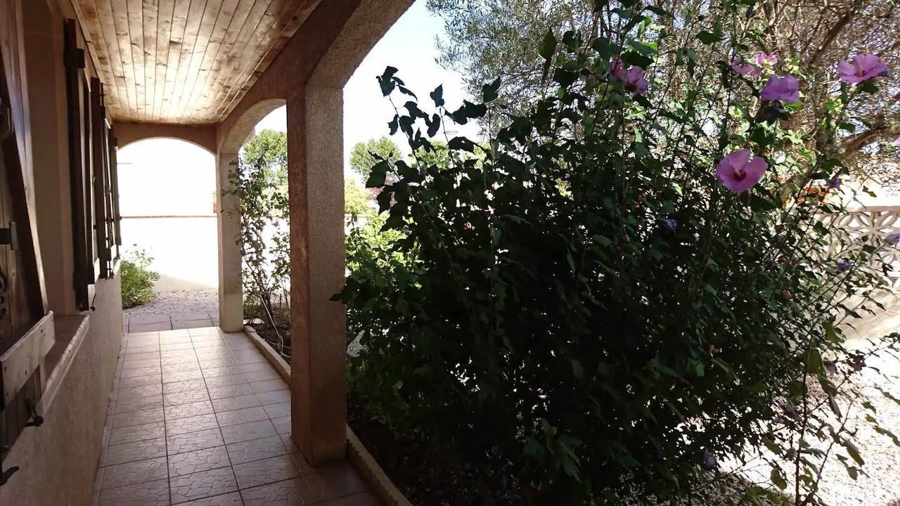 Photo of Outdoor in Villemolaque