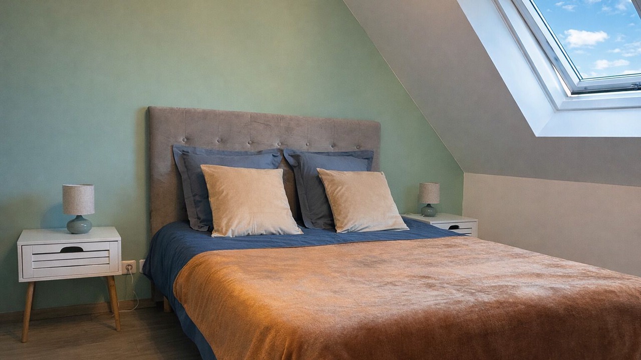 Photo of Bedroom in Saint-Coulomb