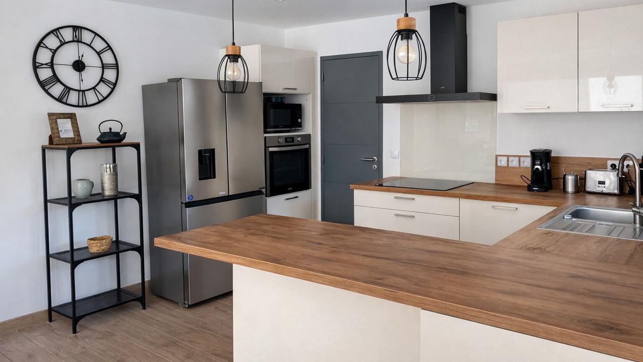 Photo of Kitchen in Saint-Coulomb