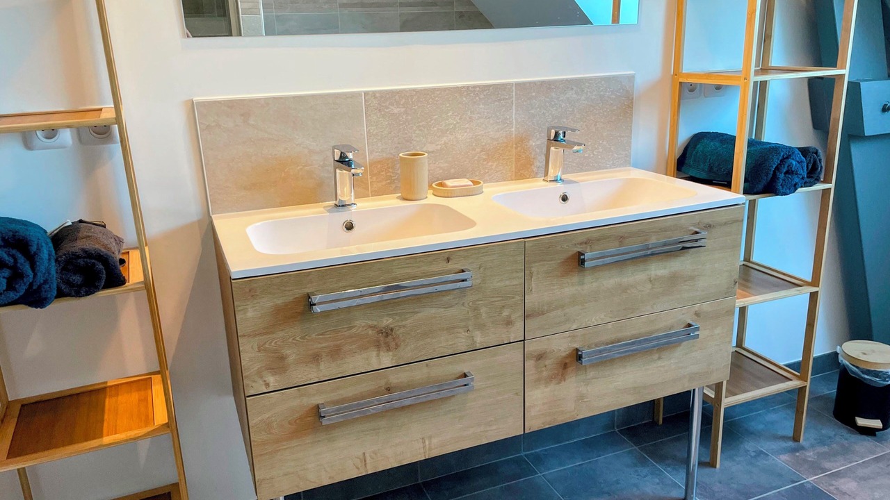 Photo of Bathroom in Saint-Coulomb